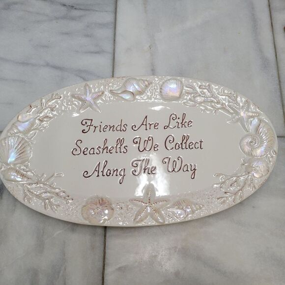Decorative Wall Art "Friends Are Like Seashells We Collect Along The Way" - Picture 1 of 9